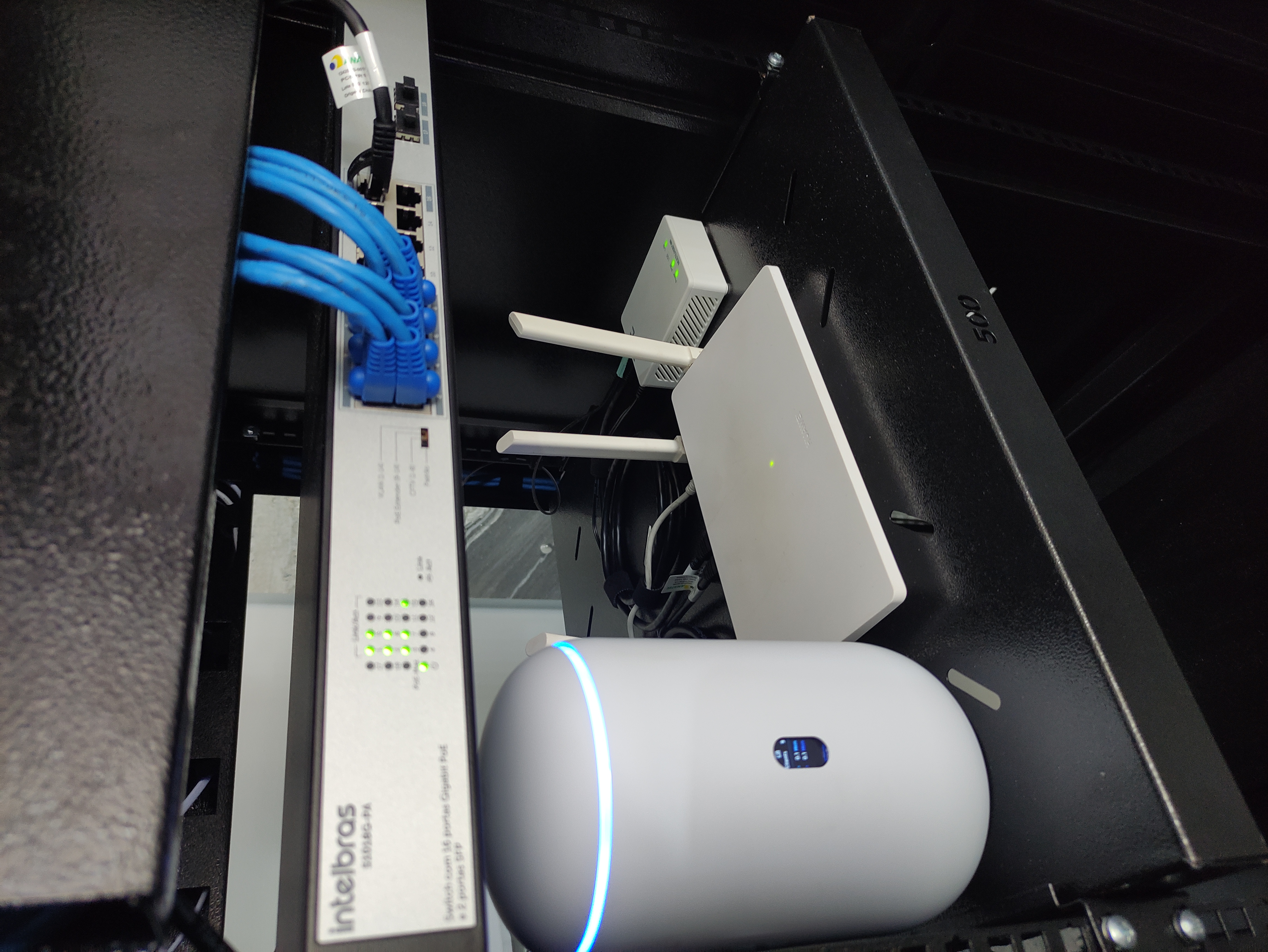 Rede Wi-Fi corporativa de alta capacidade